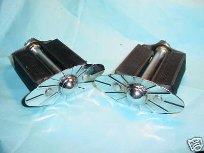 schwinn bicycle pedals BICYCLE PEDALS FITS COLUMBIA SCHWINN 1940'S 1950'S BALLOON TIRE BIKES OTHERS