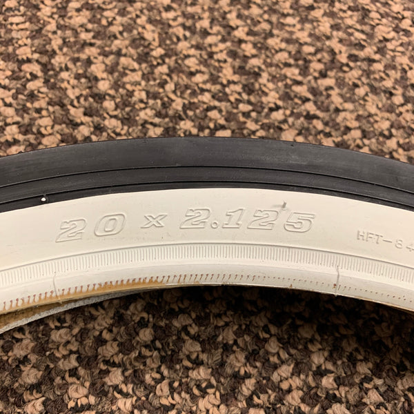 1970 SCHWINN STINGRAY KRATE REAR USA 20 X 2.125 WHITE LETTER SLICK TIRE 1970 SCHWINN STINGRAY KRATE REAR USA 20 X 2.125 WHITE LETTER SLICK TIRE
