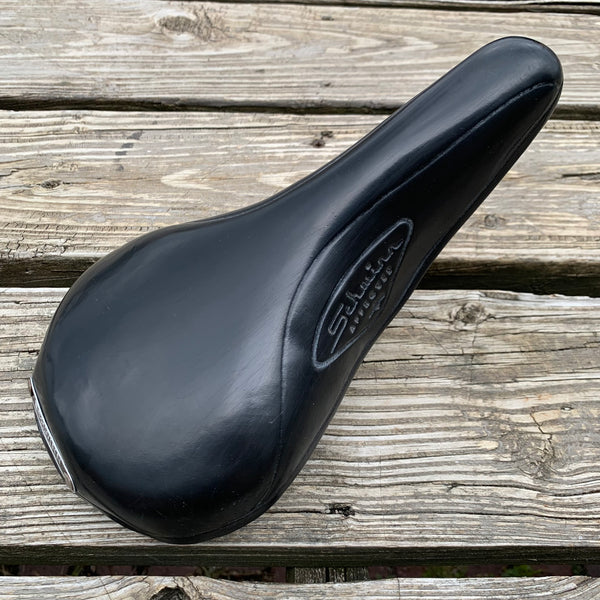 SCHWINN APPROVED BICYCLE SEAT FITS SCHWINN VARSITY SUBURBAN & OTHERS V – Bicycle Heaven