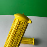 OLD SCHOOL BMX GRIPS WINNERS CIRCLE YELLOW OG 1970S 1980S RACE VINTAGE NOS