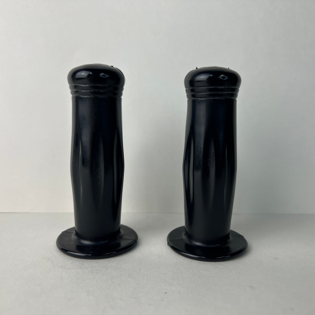 VINTAGE BLACK TRICYCLE GRIPS 5/8" ID. 3-3/8" LONG FIT ELGIN AMF HUFFY COLSON NOS