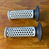 OLD SCHOOL BMX BIKE F1 STYLE DOT GRIPS BLACK/WHITE FUAN GT REDLINE HARO OGK NOS