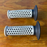 OLD SCHOOL BMX BIKE F1 STYLE DOT GRIPS BLACK/WHITE FUAN GT REDLINE HARO OGK NOS