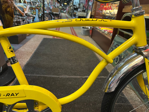VINTAGE 1975 SCHWINN STING-RAY YELLOW BICYCLE IN FANTASTIC CONDITION – Bicycle Heaven
