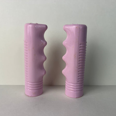 LIGHT PINK TRICYCLE GRIPS 5/8" ID. 3-3/8" LONG FITS ELGIN AMF HUFFY COLSON NOS