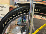 VINTAGE 1975 SCHWINN STING-RAY YELLOW BICYCLE IN FANTASTIC CONDITION