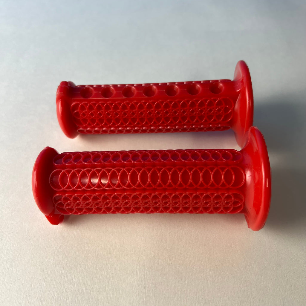 OLD SCHOOL BMX GRIPS WINNERS CIRCLE RED OG 1970S 1980S RACE VINTAGE NOS