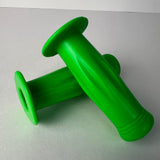 VINTAGE GREEN TRICYCLE GRIPS 5/8" ID. 3-3/8" LONG FIT ELGIN AMF HUFFY COLSON NOS