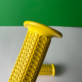 OLD SCHOOL BMX GRIPS WINNERS CIRCLE YELLOW OG 1970S 1980S RACE VINTAGE NOS