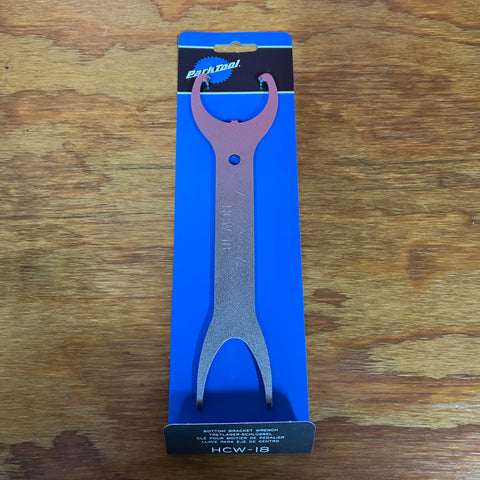 PARK TOOL HCW-18 BOTTOM BRACKET WRENCH — ONE-PIECE CRANK