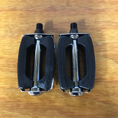 BICYCLE BOW PEDALS FOR HUFFY SEARS AMF ROADMASTER SCHWINN BIKES 1/2" T Bicycle Heaven BICYCLE BOW PEDALS FOR HUFFY SEARS AMF ROADMASTER SCHWINN BIKES 1/2" T Bicycle Heaven