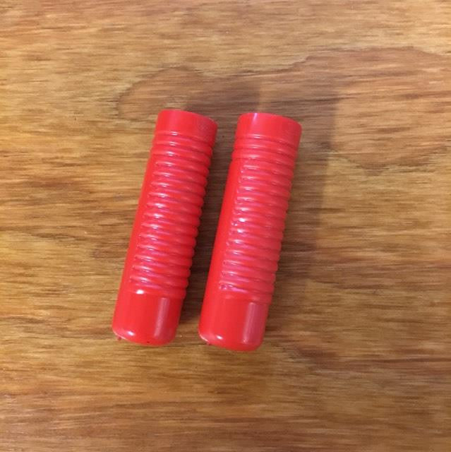 VINTAGE TRICYCLE GRIPS 2-5/8" LONG 5/8" I.D. FOR TRICYCLE SCOOTER OTHERS VINTAGE NOS