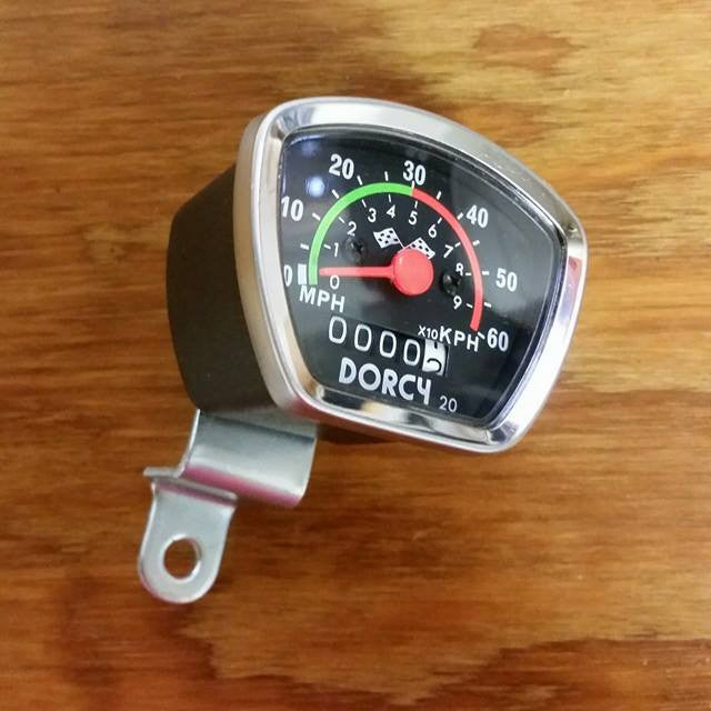 BICYCLE SPEEDOMETER WITH BRACKET DORCY RACING FLAG VINTAGE NOS – Bicycle Heaven