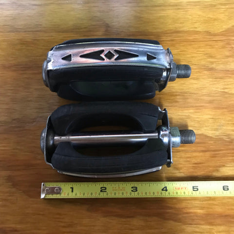 pedale ebay SCHWINN BOW PEDALS FITS SCHWINN STINGRAYS KRATE & OTHERS VINTAGE – Bicycle Heaven