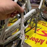 BICYCLE STREAMERS WHITE FITS MANY BIKES SCHWINN SEARS HUFFY AND OTHERS NEW
