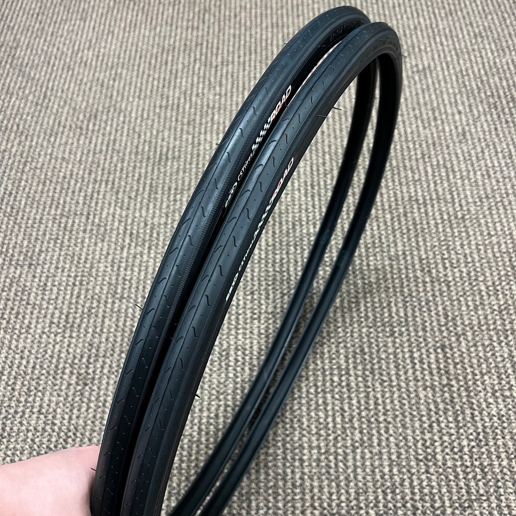 Solid rubber road bike top tires