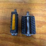 SCHWINN BICYCLE PEDALS FITS STINGRAY GREY GHOST & OTHERS VINTAGE