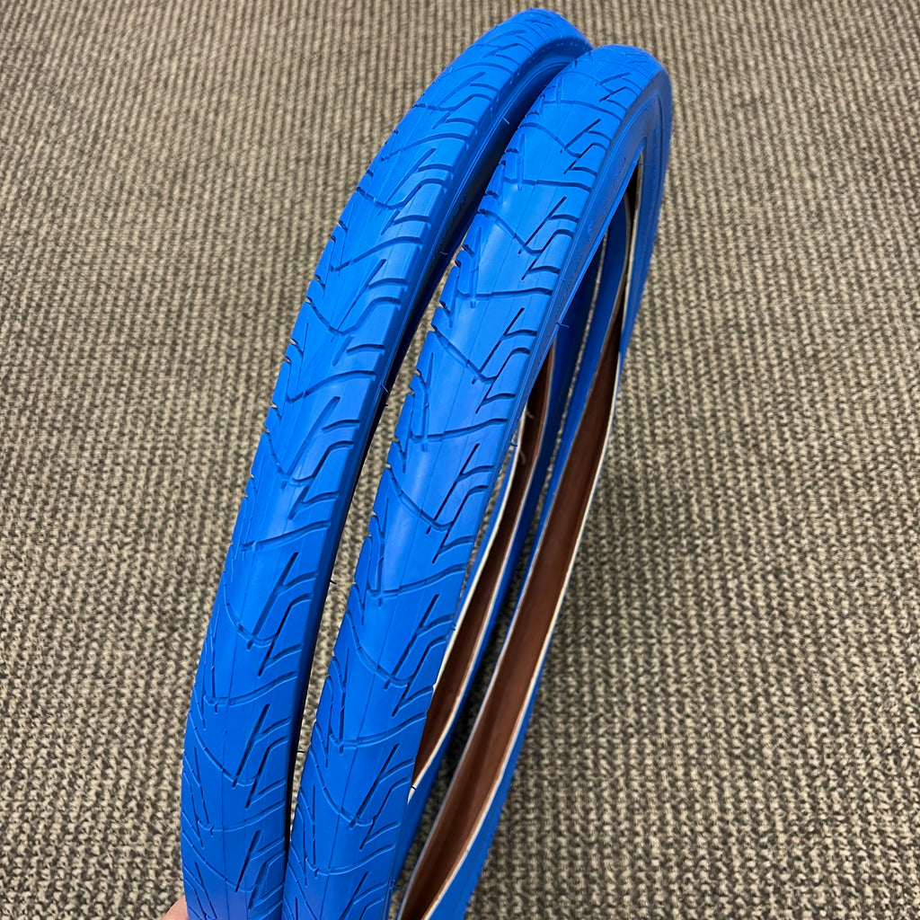 BICYCLE TIRES 26 X 2.125 BLUE  FITS SCHWINN CRUISER BALLOON TYPE & OTHERS NEW