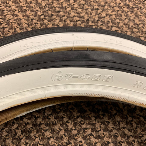 thumbnail image 2 of Baldy's 700x28c White Wall Road Bike Tyres - Vintage Slick Style (Bundle) 2 of 4